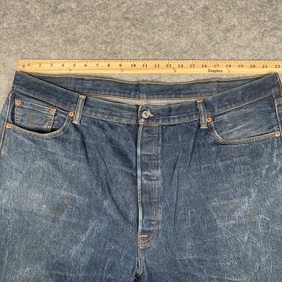 Levi's Men's 501 Straight Leg Jeans W46 L30 Classic Button Fly Denim Blue - Picture 8 of 16